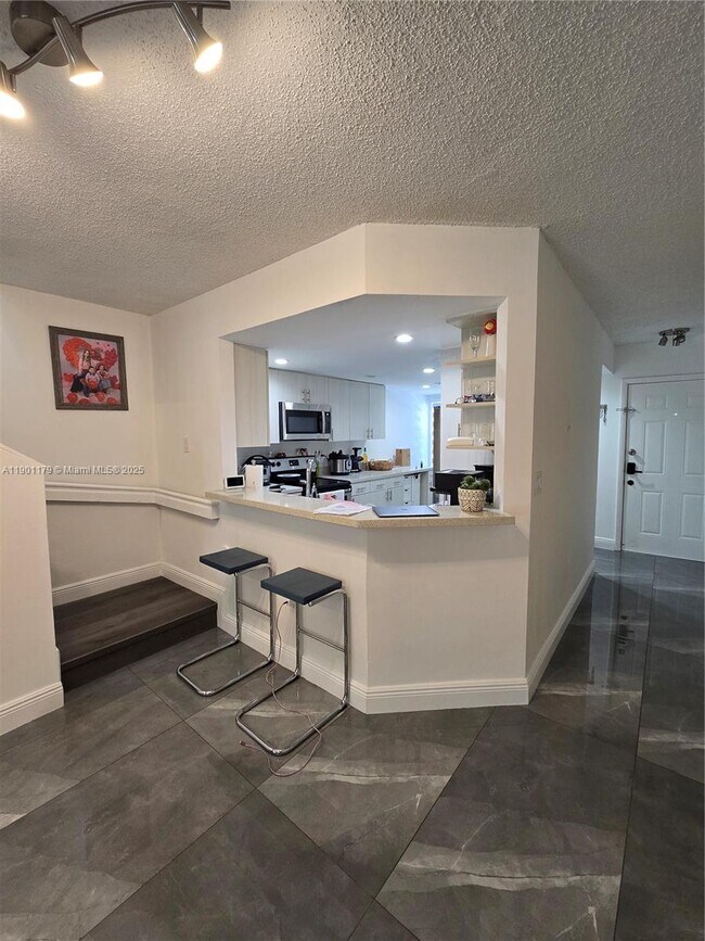 Foto del edificio - 1177 NW 123rd Pl