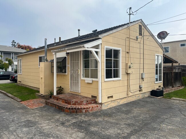 Foto del edificio - 3841 Westwood Blvd