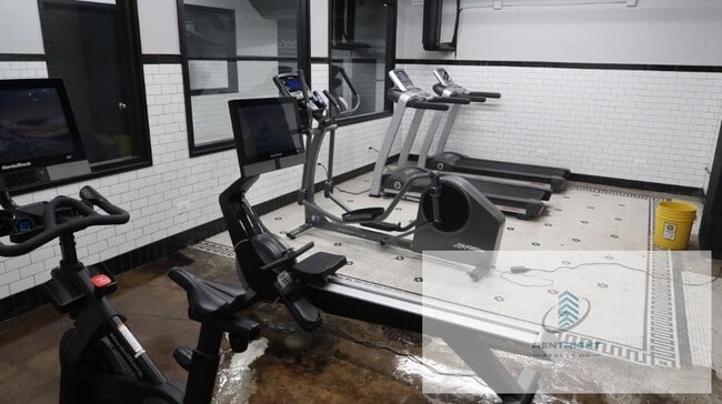 Foto del edificio - 4526 N Sheridan Rd