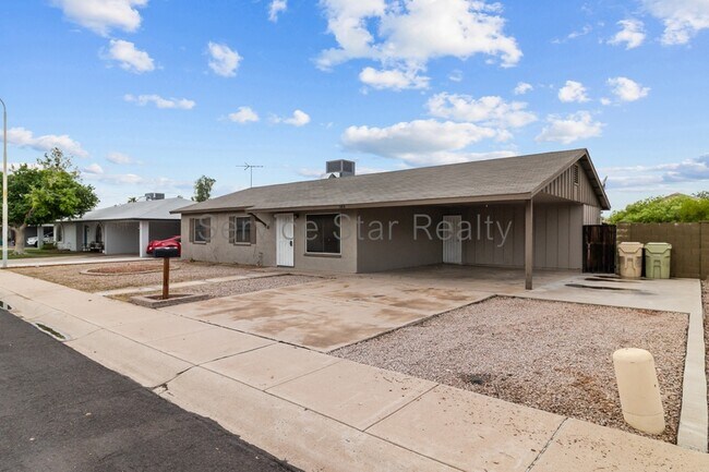 Foto del edificio - 8414 N 56th Ave