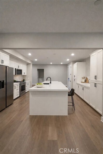 Foto del edificio - 16450 Veterans Wy