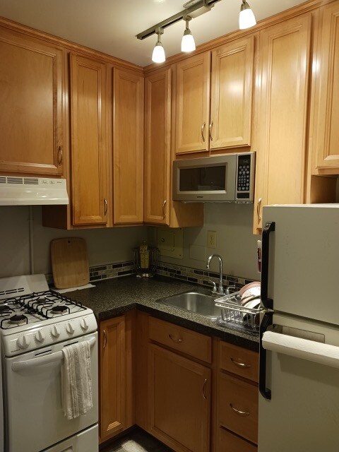 Foto principal - 801 N Pitt St