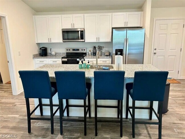 Foto del edificio - 2716 NW Embers Terrace