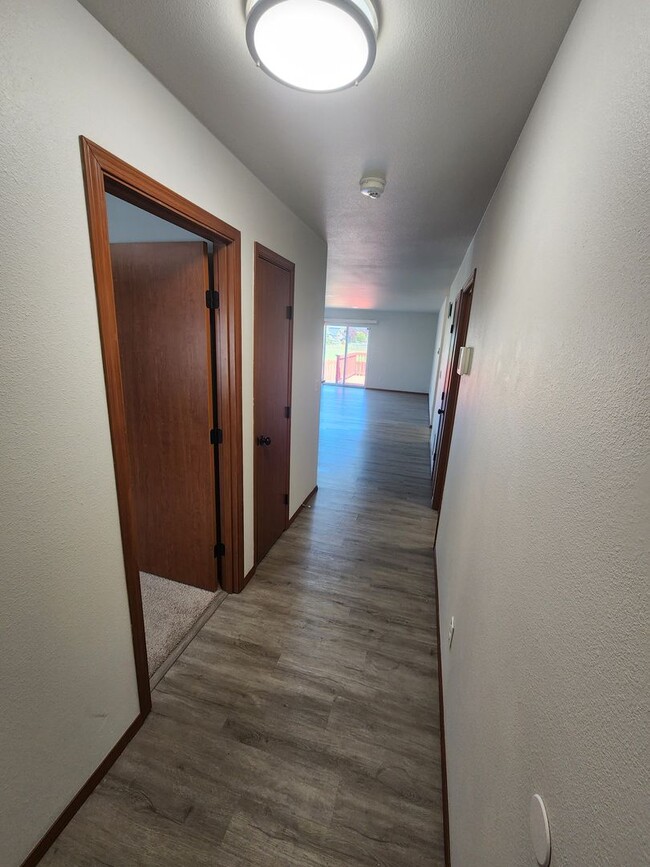 Foto del edificio - Beautiful 3-Bedroom Home in Spanaway – App...