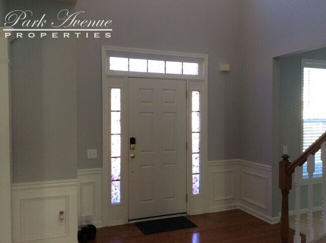 Building Photo - 7713 Noland Woods Dr