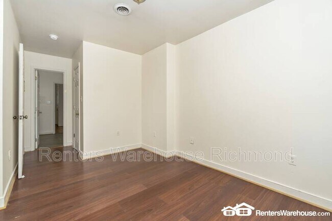 Building Photo - 411 Gilmer St