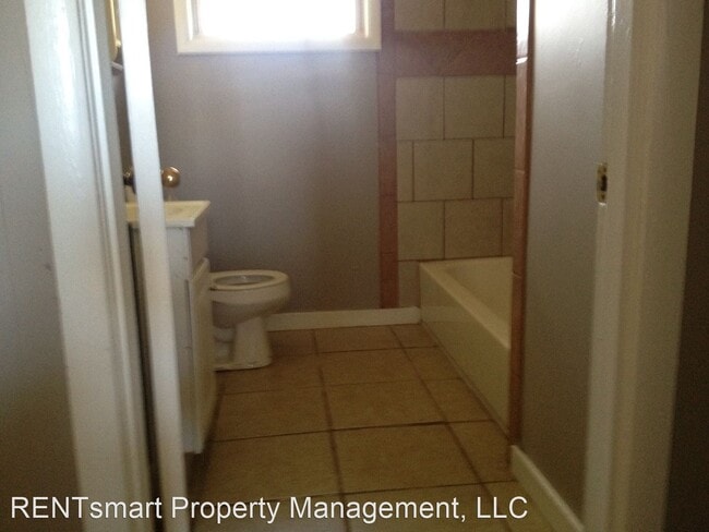 Building Photo - 3 br, 1 bath House - 5745 Blueridge Drive