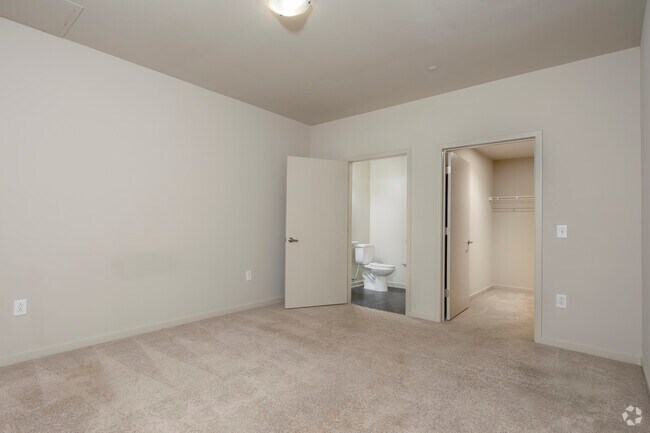 3BR, 2BA - 1,678SF - First Bedroom - 1321 Lofts