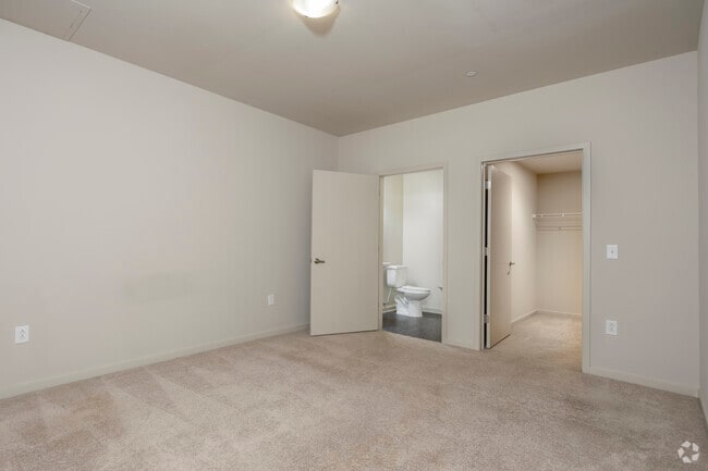3BR, 2BA - 1,678SF - First Bedroom - 1321 Lofts
