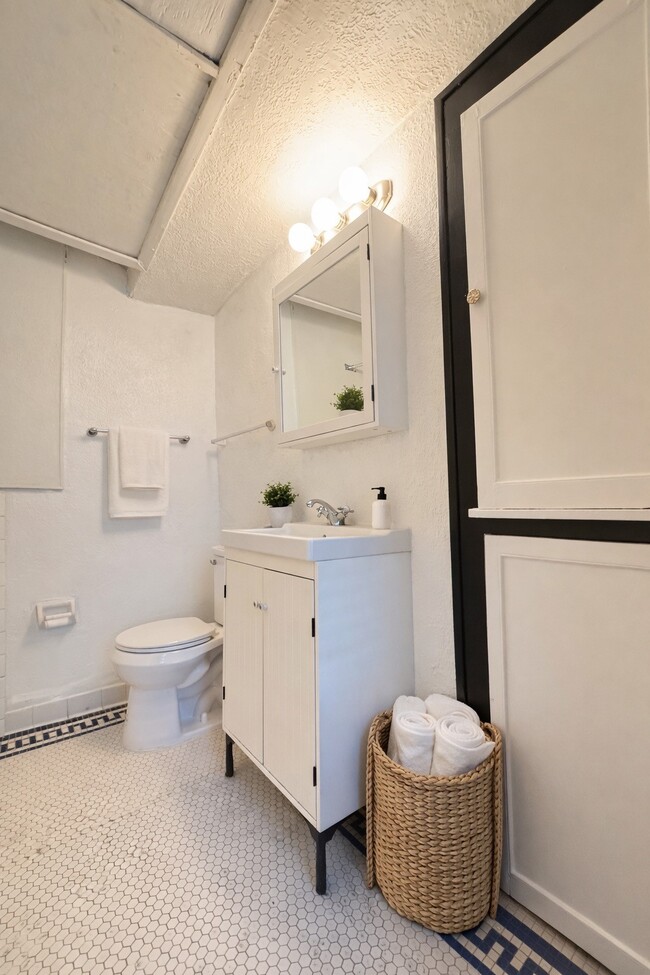 Foto del edificio - 614 Peden St