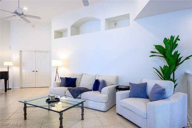 Building Photo - 7127 Blue Juniper Ct