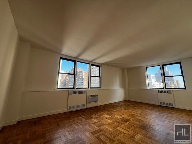 Building Photo - East 79th Street
