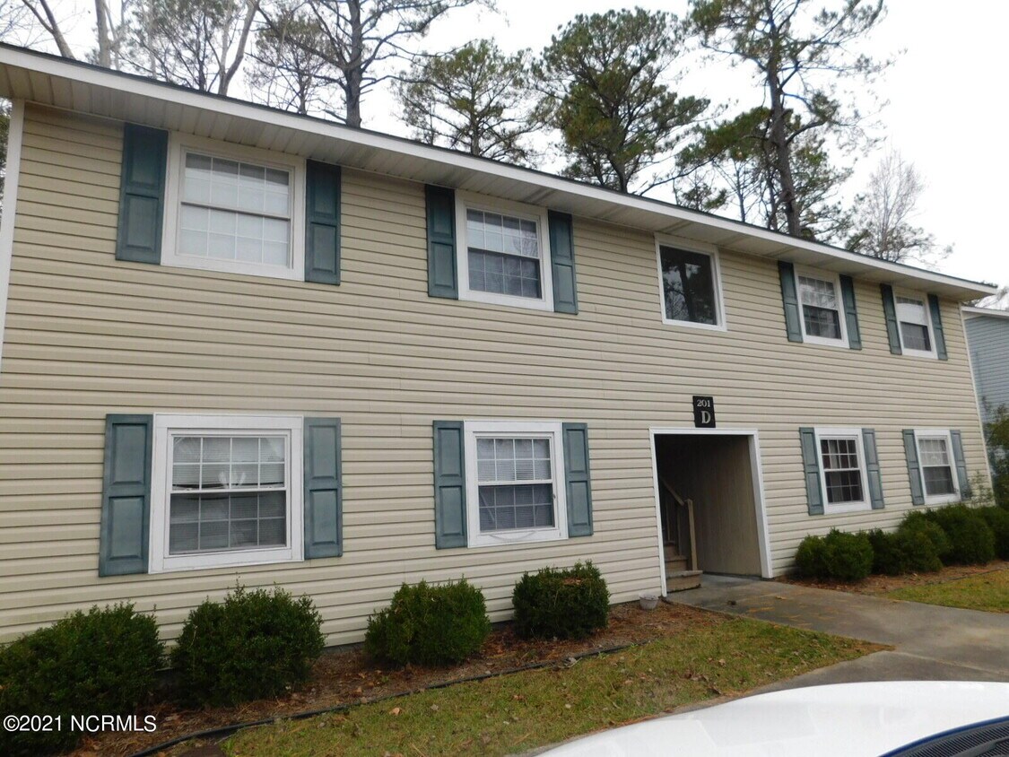 201 Shipman Rd Unit 16, Havelock, NC 28532 Apartment for Rent in