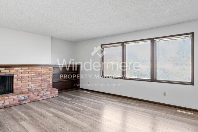 Foto del edificio - 822-824 N Wilbur Rd