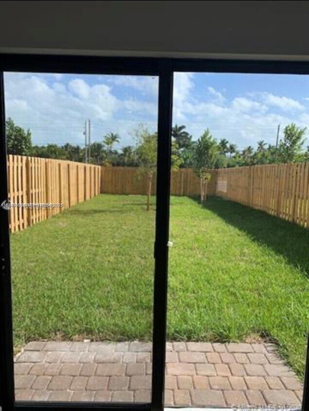 Foto del edificio - 25123 SW 107th Ct