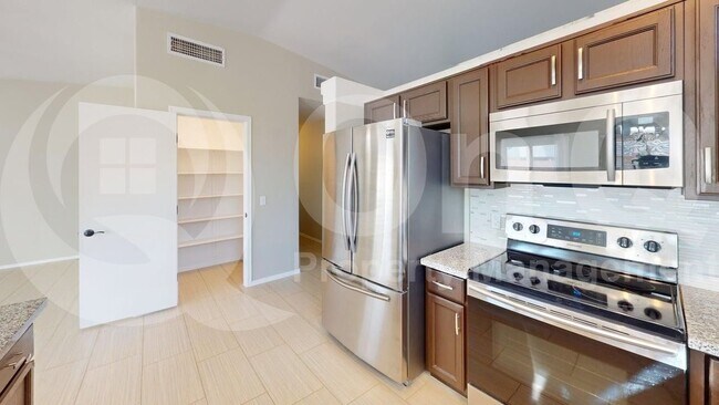 Building Photo - 4113 S Ferris Dr