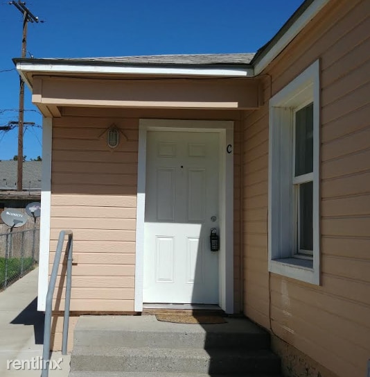 1103 W Shoshone St Unit Apt C, Pasco, WA 99301 Apartment for Rent in
