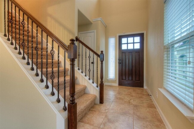 Building Photo - 8608 White Ibis Dr