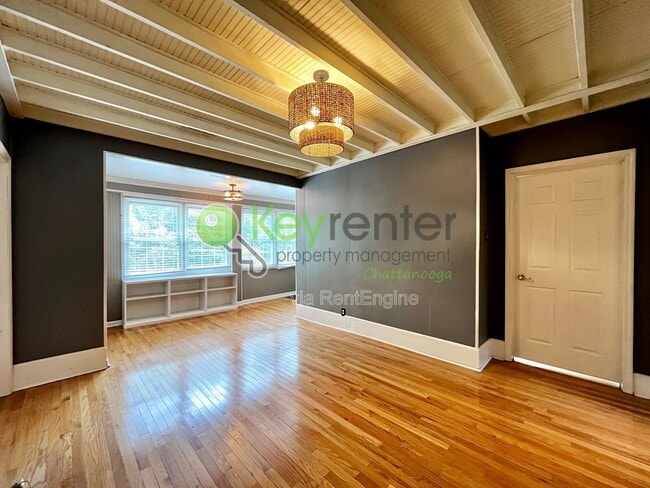 Building Photo - 904 Boylston St