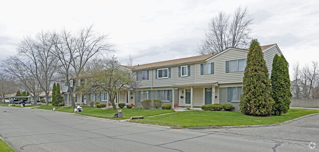 Building Photo - Stonebrooke Condominiums