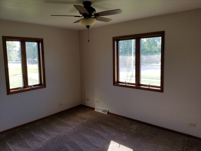 Foto del edificio - 316 N Hyland St