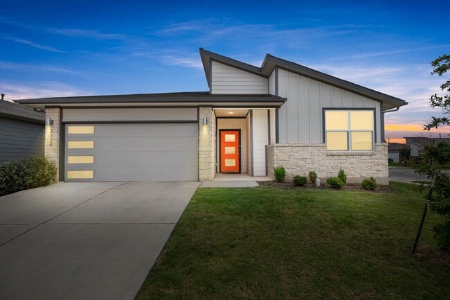 Building Photo - 3024 Egan Dr