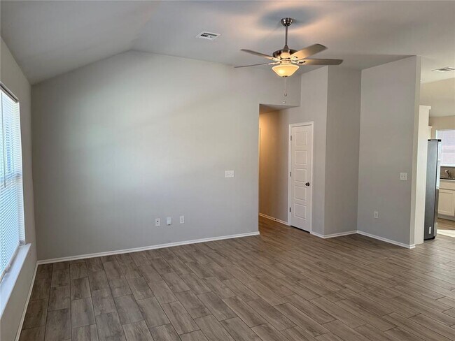 Building Photo - 3724 Apple Villas Cir