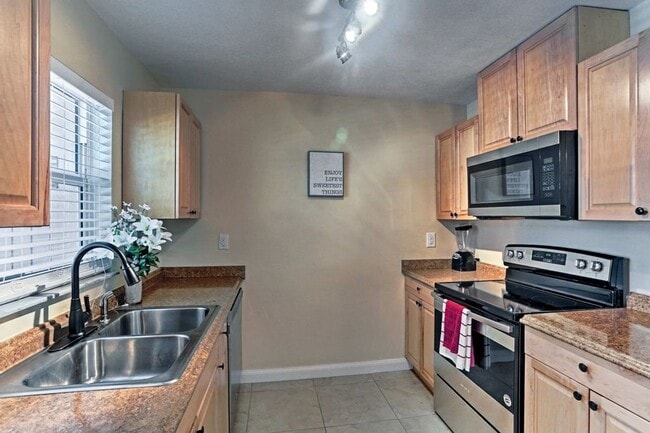 Foto del edificio - 4120 SE 18th Pl