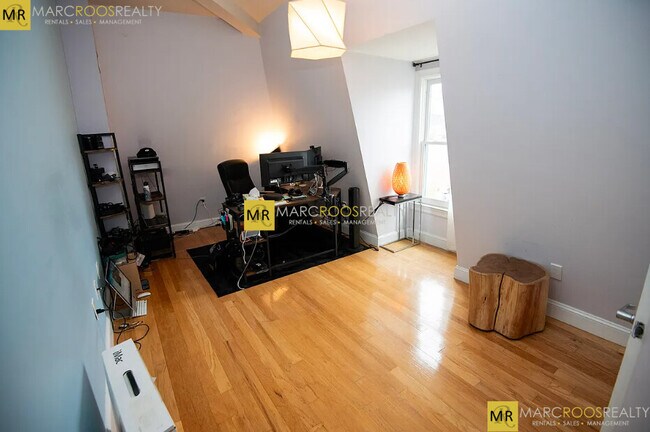 Foto del edificio - 1721 Washington St