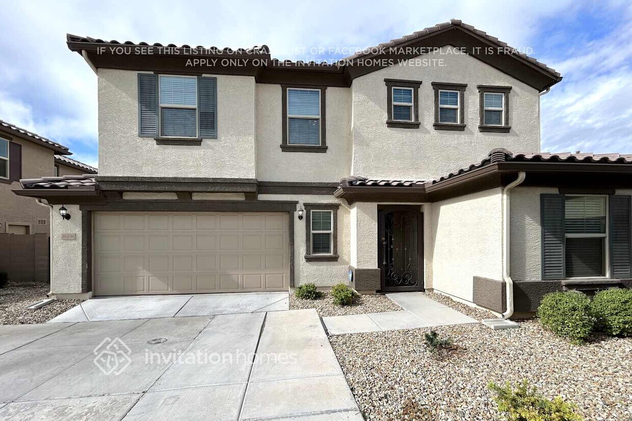 Foto principal - 16436 W La Ventilla Way