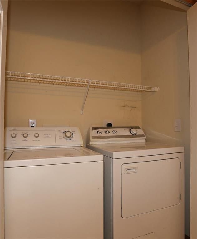 Foto del edificio - 2323 E Porter Avenue #86