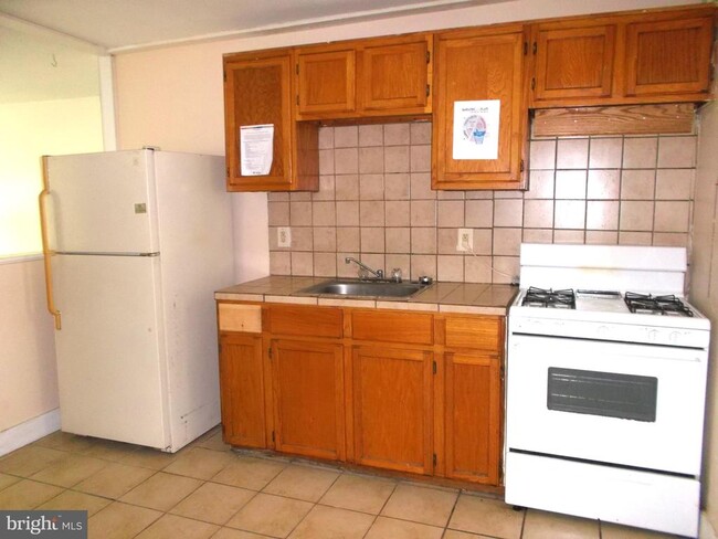 Foto del edificio - 830 Pemberton - Browns Mills Rd