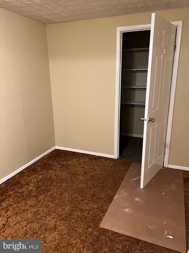 Foto del edificio - 6605 Seward Rd