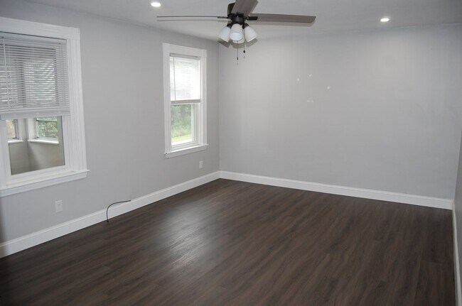 Building Photo - 153 East St