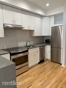Primary Photo - 1 br, 1 bath Apartment - 330 Monroe St # 4D