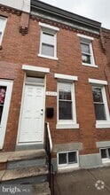 Building Photo - 3216 Salmon St