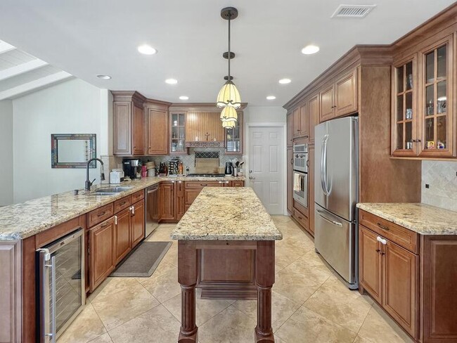 Building Photo - 12942 Francine Terrace