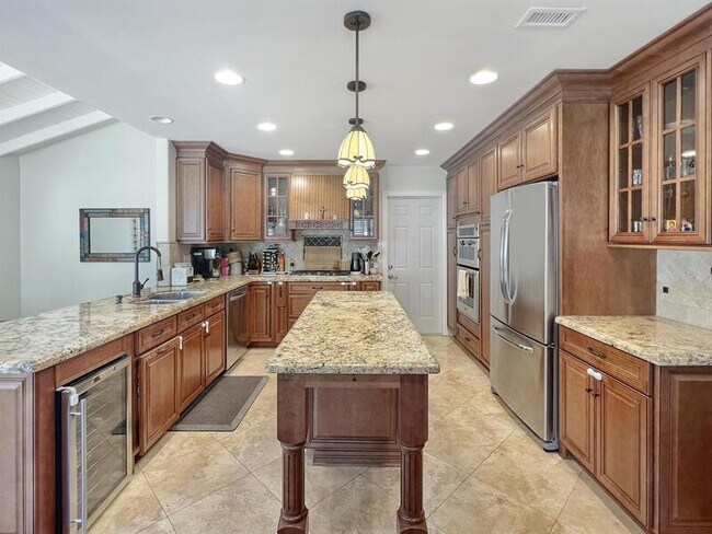 Foto del edificio - 12942 Francine Terrace