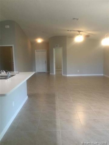 Primary Photo - 3549 SW Rosardo St