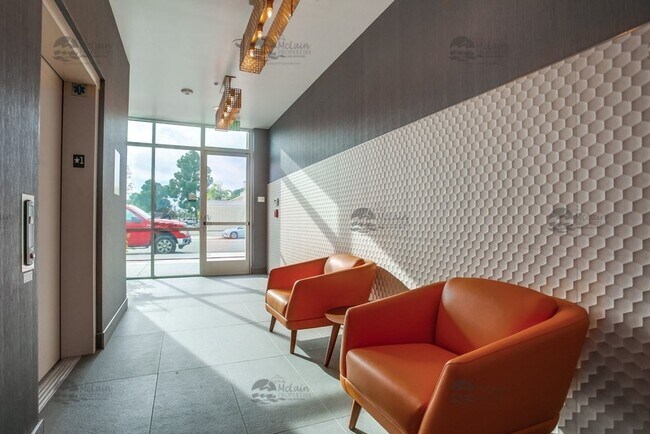 Building Photo - LUXURY 2 Bedroom with AC and Washer/Dryer, DOWNTOWN CARLSBAD VILLAGE