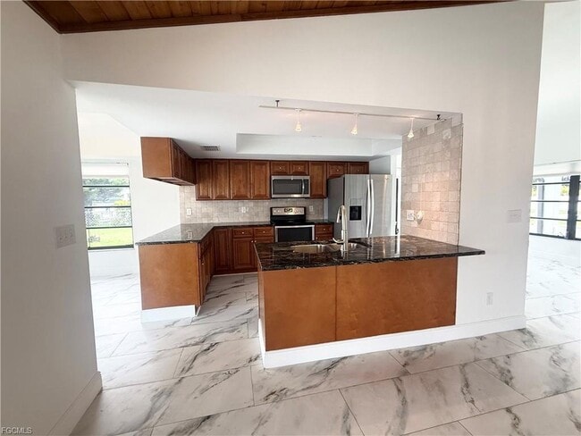 Foto del edificio - 201 SW 8th St