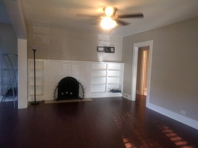 Foto del edificio - Craftsman Style Dream near Downtown