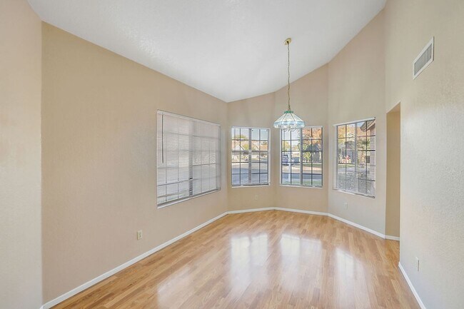 Foto del edificio - Beautiful Ahwatukee Home!