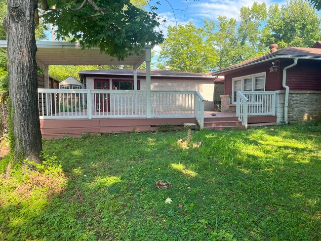 Building Photo - 948 Norman Dr