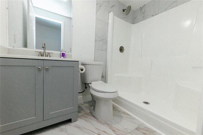 Foto del edificio - 1741 Fairfield St