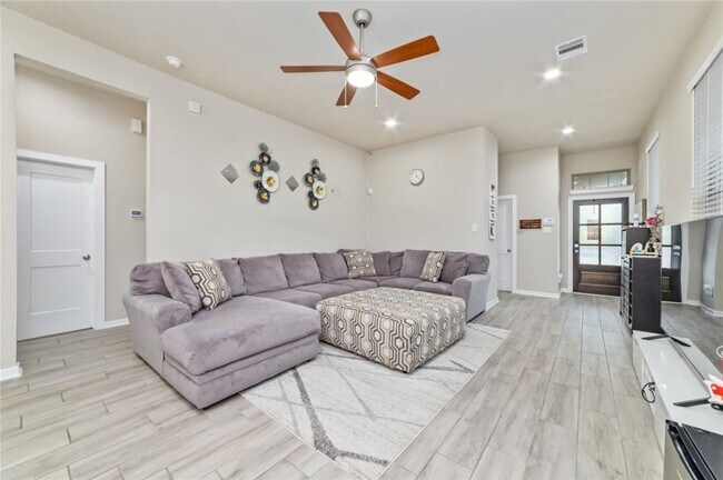 Building Photo - 23210 Teton Glen Ln