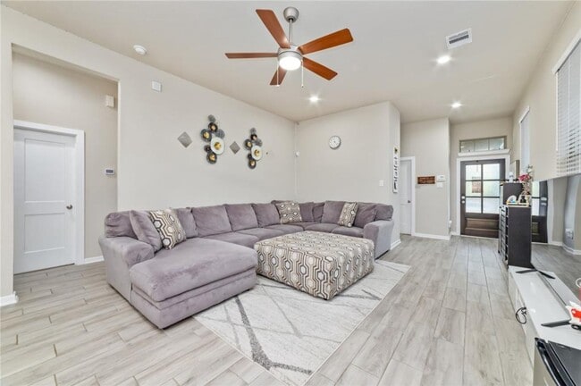 Foto del edificio - 23210 Teton Glen Ln