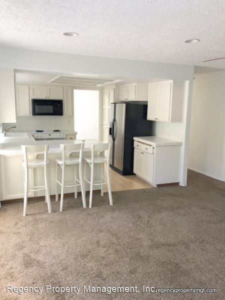 Foto del edificio - 3 br, 2.5 bath House - 8065 SW Churchill C...