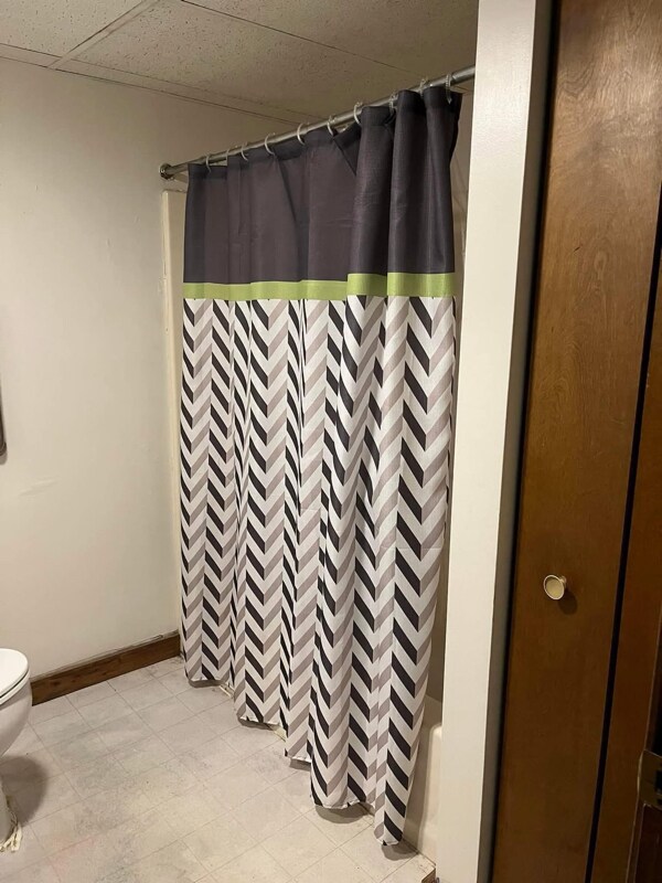 Foto del edificio - 101 Powell Ave