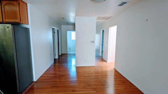 Foto del edificio - 4940 Lockhaven Ave